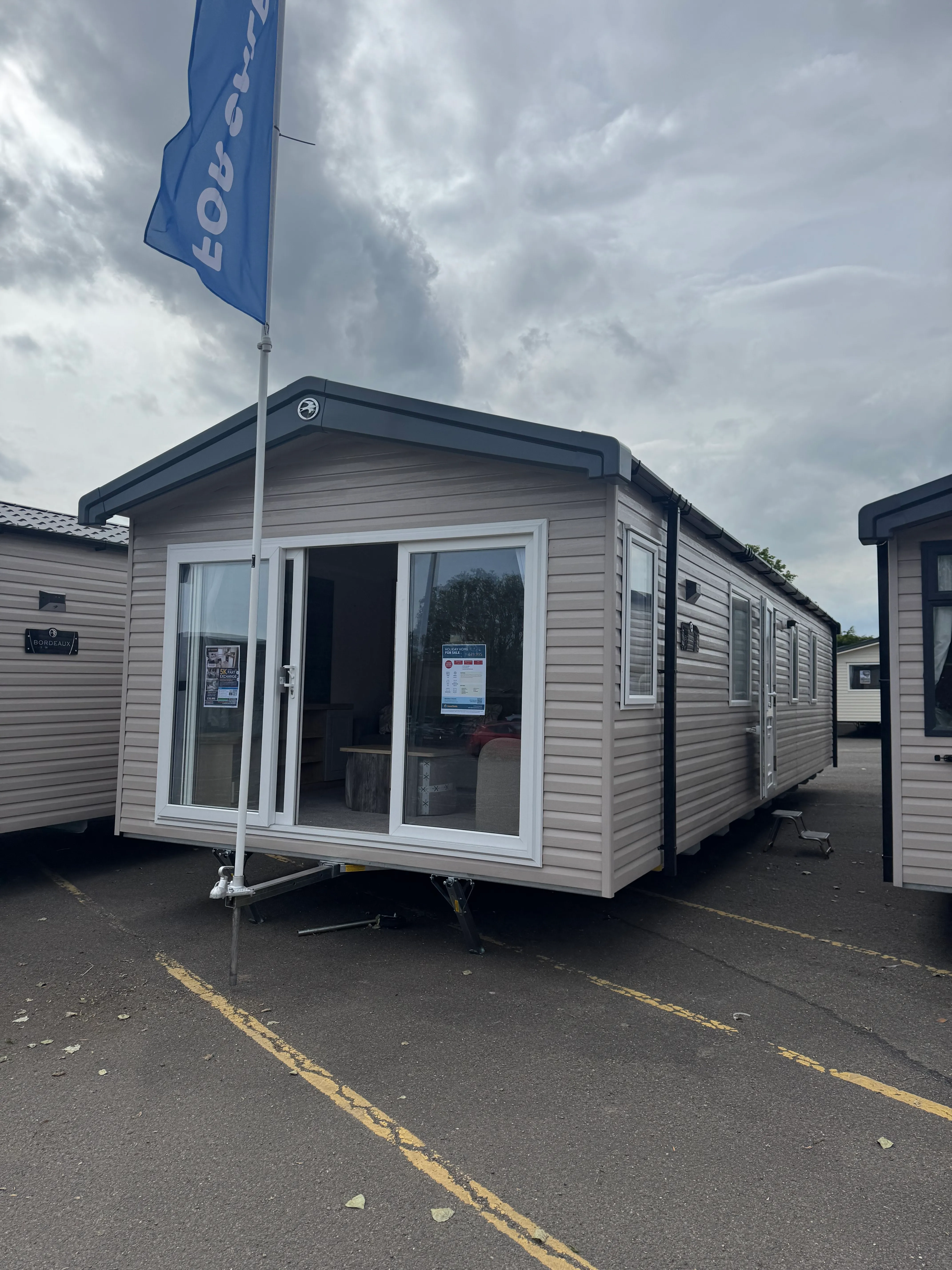 Swift Bordeaux at coastfields, ingoldmells photo 2